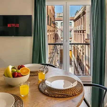 Historic Center Chic Gem With Balcony Apartment *