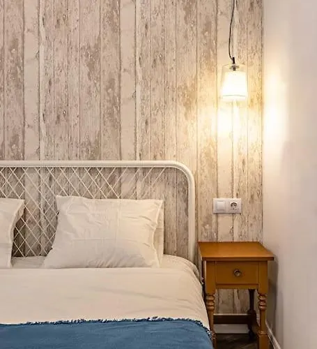 Historic Center Chic Gem With Balcony Apartment Málaga